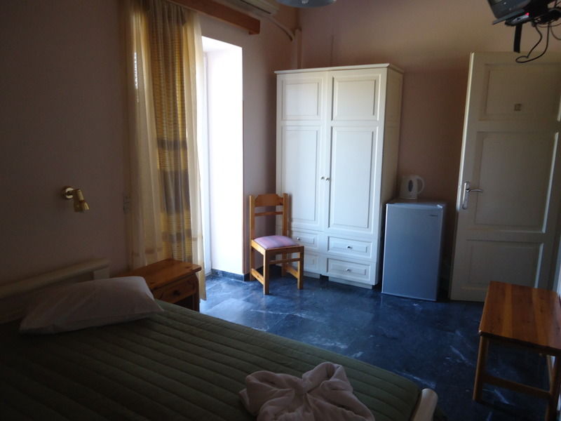 Iris Hotel Mithymna Eksteriør billede